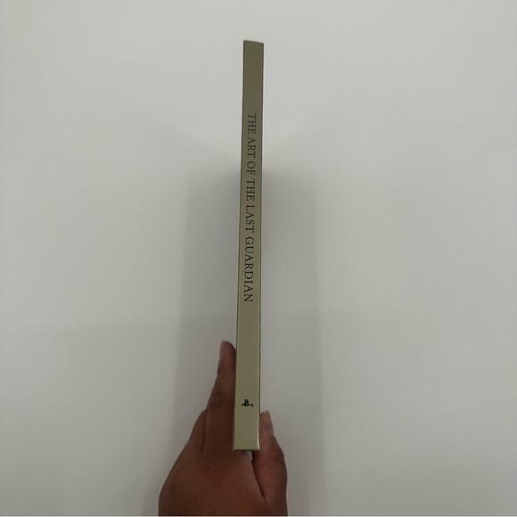 Art of the Last Guardian PS4 game Artwork Book Sony US SELLER No game - Picture 6 of 10